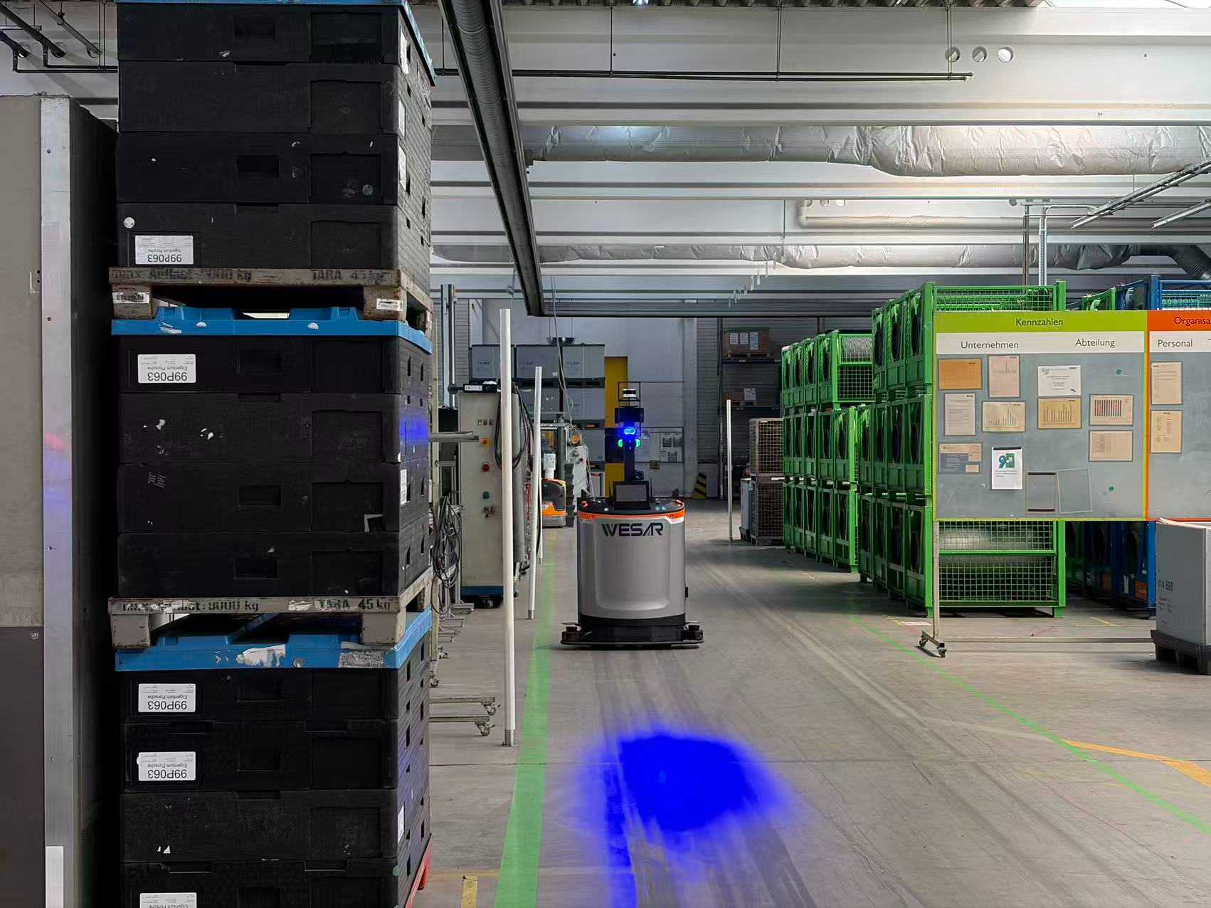 How Laser SLAM Navigation Helps AGVs Build Maps and Move Accurately in Warehouses